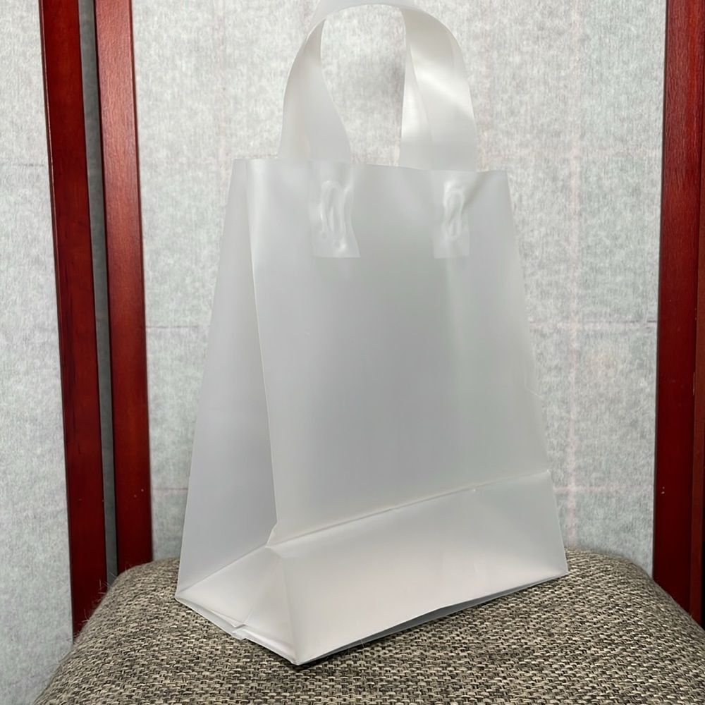 Uline 30 Count Clear Frosted Party Bags/Gift Bags (NEW)